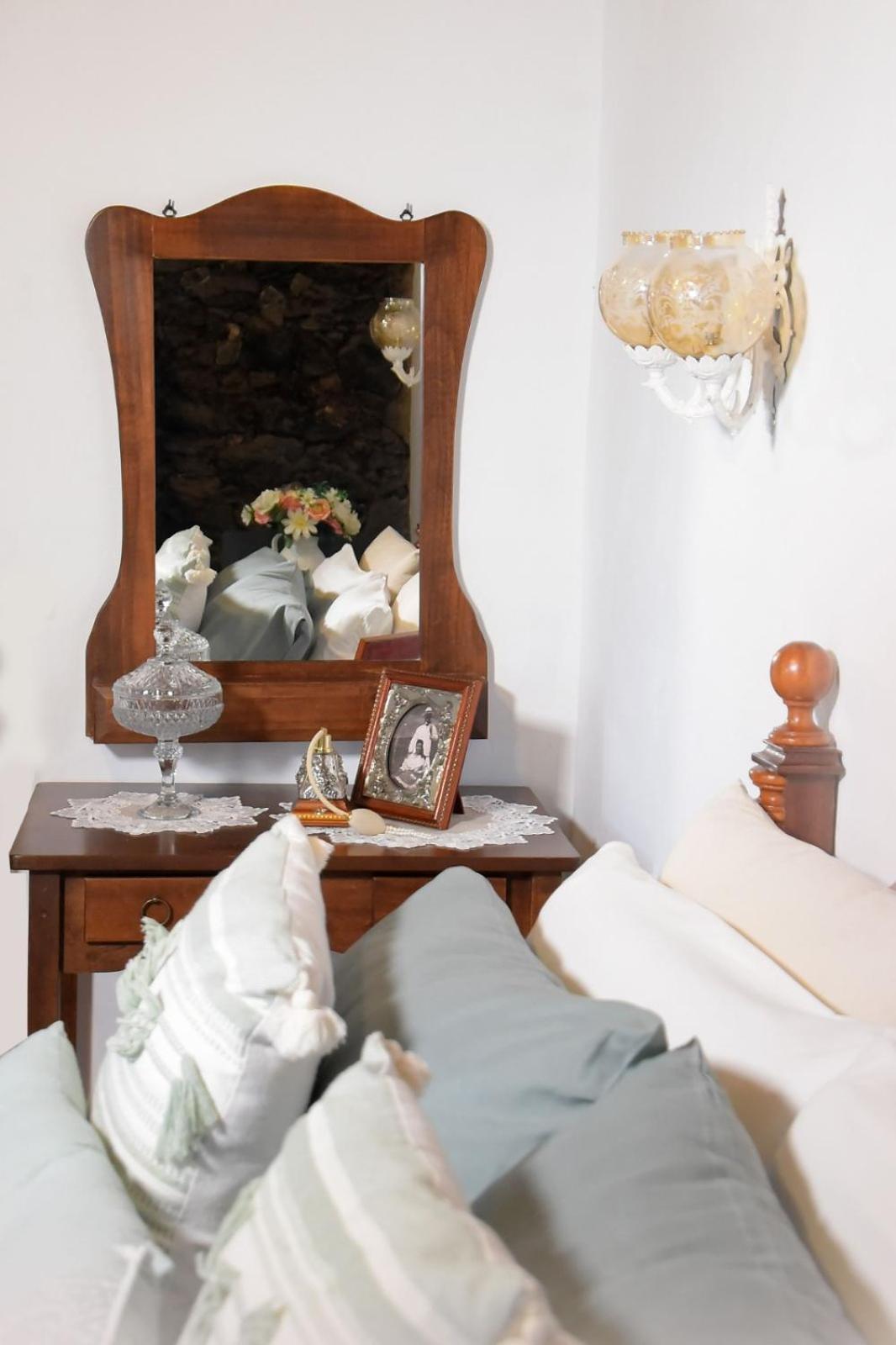 Romantic Hamlet Cottage With Private Pool La Fragua De Eliseo 坎德拉里亚 外观 照片